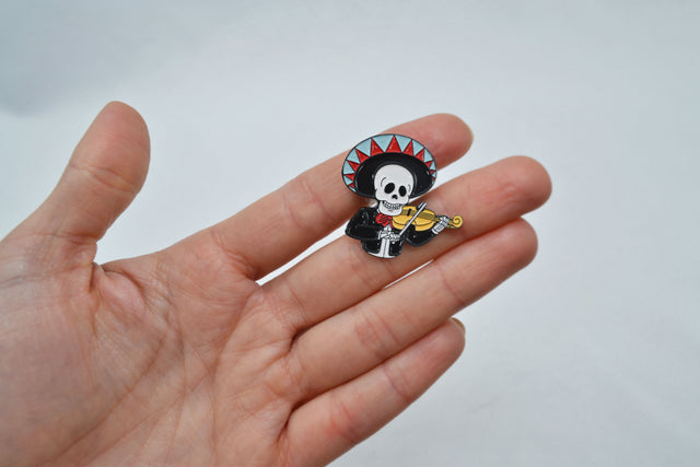 MEXI PIN-MARIACHI VIOLIN