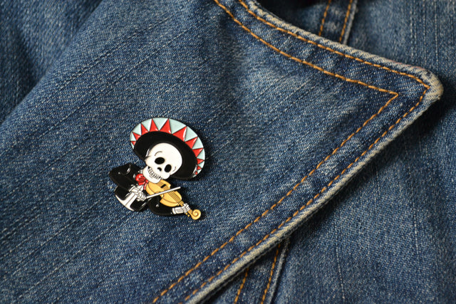 MEXI PIN-MARIACHI VIOLIN